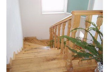 Romunija Privát Arad, Eksterier